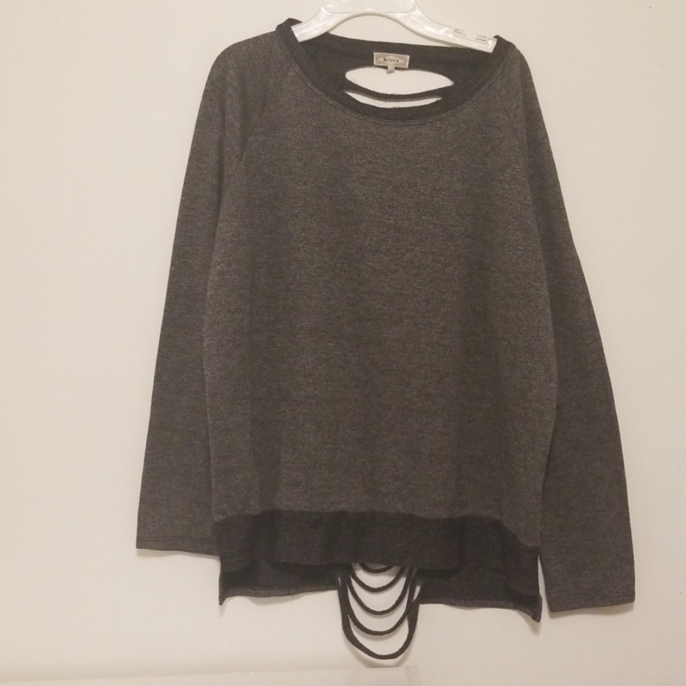 Gray longsleeve shirt with back cutouts